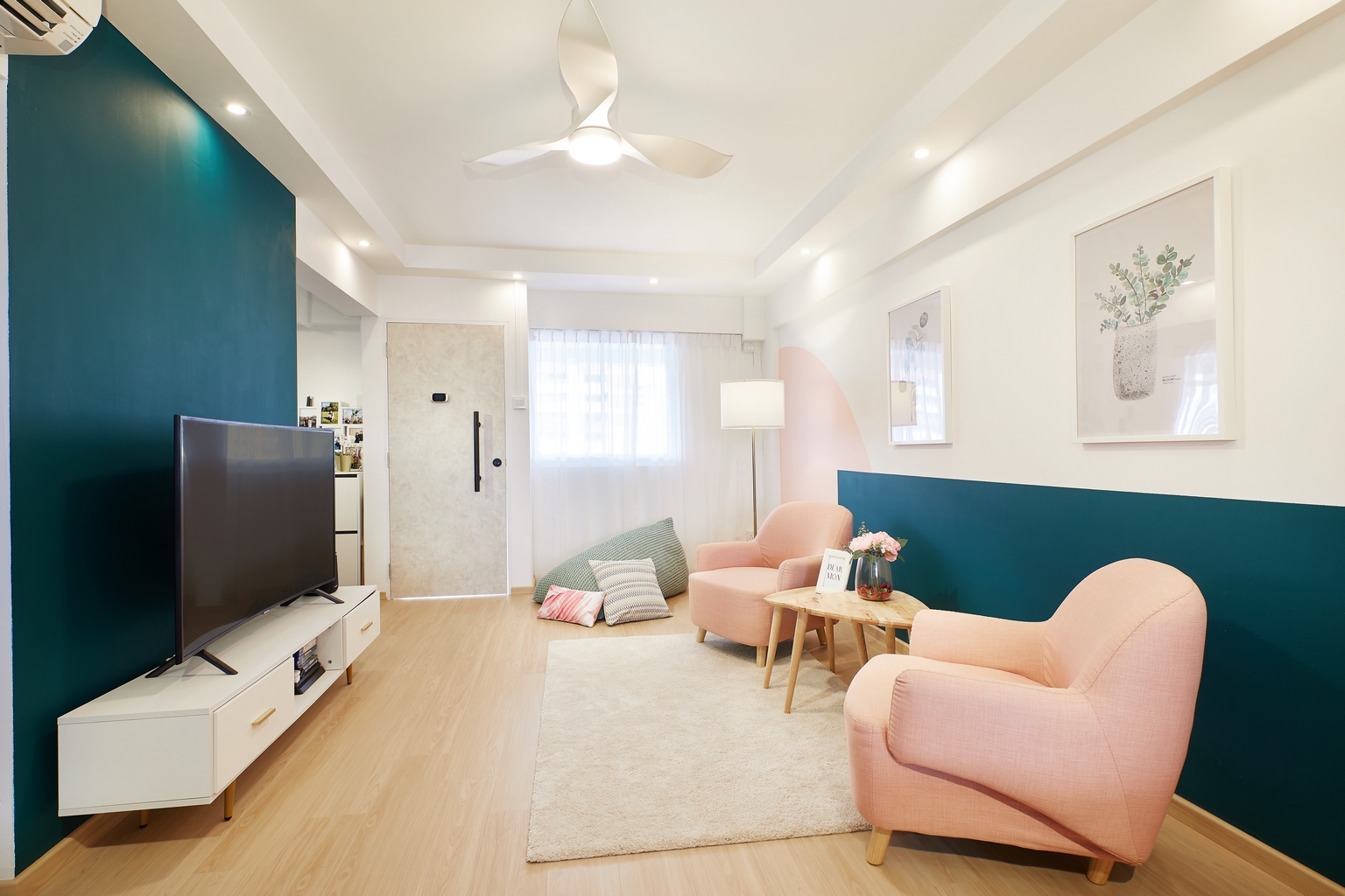 Hougang Ave 1