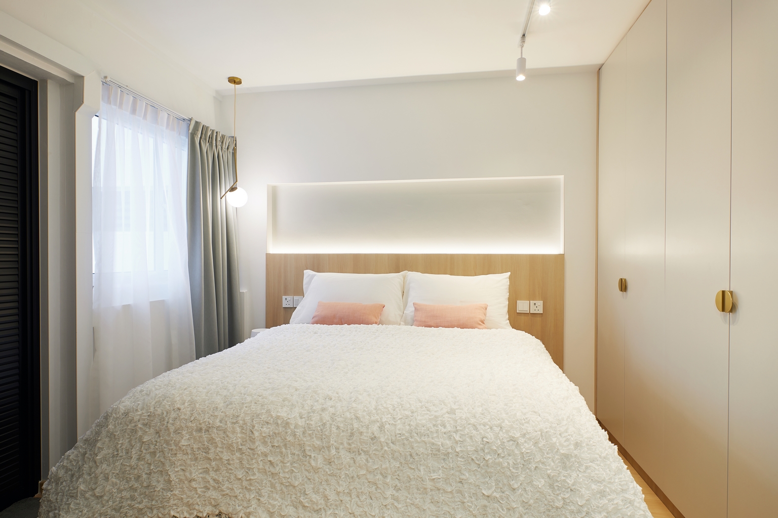 Hougang Ave 1 — detail