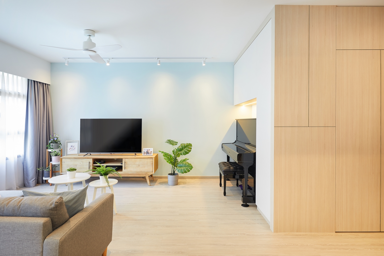 606 Tampines