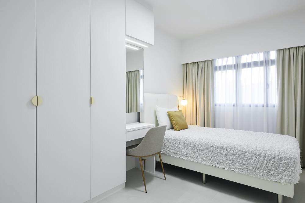 Tampines 8 — detail